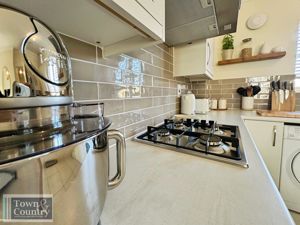 KEATS CRESCENT- click for photo gallery